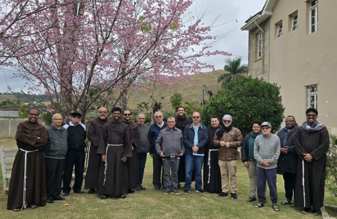 Retiro anual dos frades das fraternidades Santo Antônio, de Divinópolis e Beato Duns Scotus, de Belo Horizonte