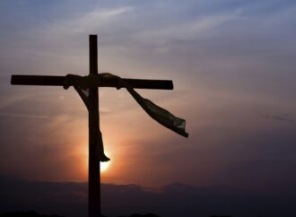 O real sentido da cruz na história e no cristianismo, na inspiração de Nm 21,4-9