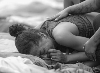 Entre a Memória e a Esperança