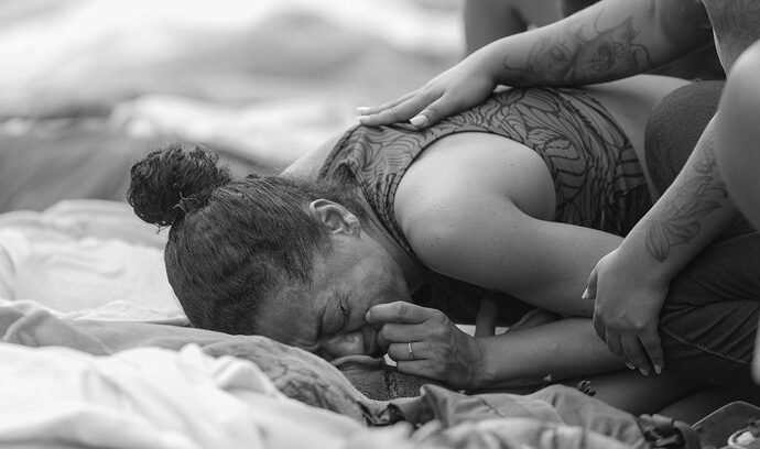 Entre a Memória e a Esperança