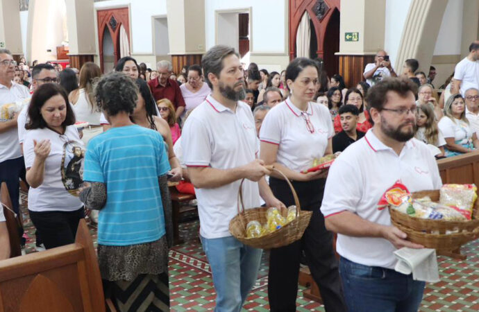 Paróquias celebram o Dia Mundial dos Pobres