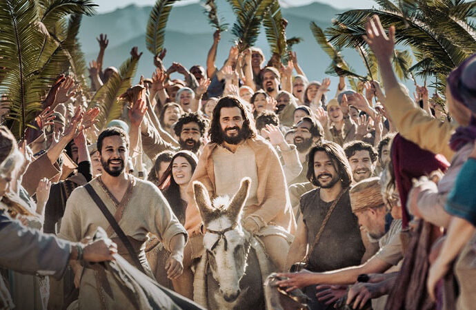 Ramos de Paixão nos encontros e desencontros na vida de Jesus! Moradia para todos e penitência ecológica na nossa vida!