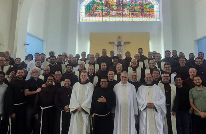 “Maria!”, e o mundo mudou!  O Ressuscitado chama cada frade pelo nome.