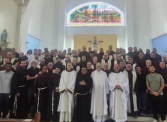 “Maria!”, e o mundo mudou!  O Ressuscitado chama cada frade pelo nome.